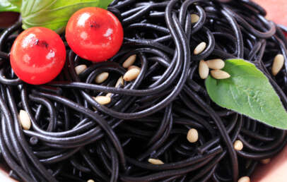 An image of squid ink pasta.