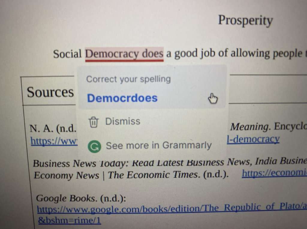 An image from someone who encountered a Grammarly glitch with the word democracy. 
