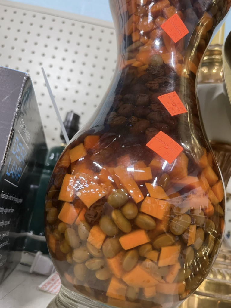 An image of a carrots and beans lamp. 